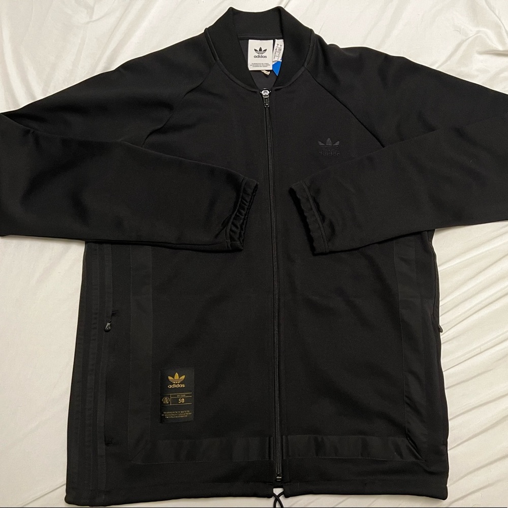 ADIDAS TRACK JACKET